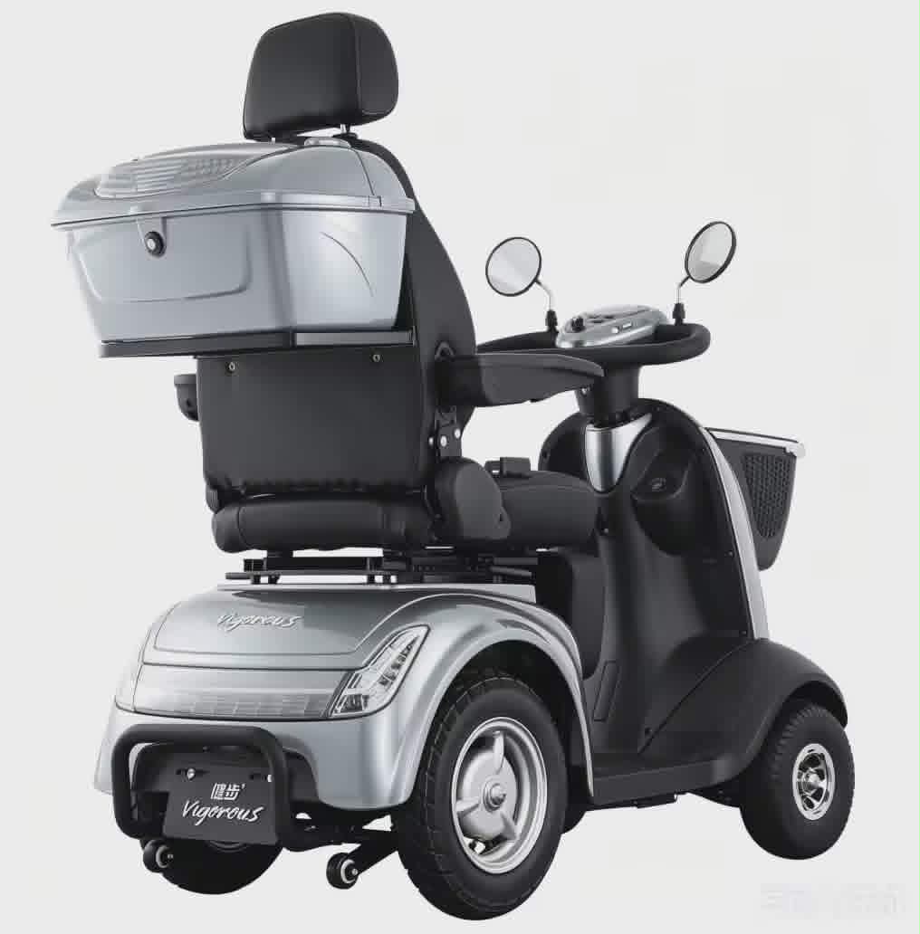 Ny grå HalleCare el-scooter set bagfra med stor opbevaringsboks